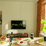 Apartmán Wspolna 54a - Free Parking - Dla 6 Osob - 450 Metrow Od Dworca Centralnego I Zlotych Tarasow - Better *