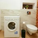 Apartmán Wspolna 54a - Free Parking - Dla 6 Osob - 450 Metrow Od Dworca Centralnego I Zlotych Tarasow - Better *