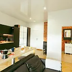 Wspólna 54a - Free Parking - Dla 6 Osób - 450 Metrów Od Dworca Centralnego I Złotych Tarasów - Better Apartamento