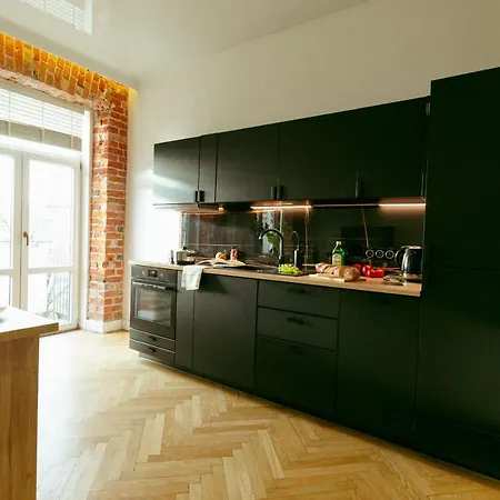 Wspolna 54a - Free Parking - Dla 6 Osob - 450 Metrow Od Dworca Centralnego I Zlotych Tarasow - Better شقة *