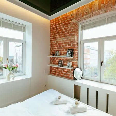 Wspolna 54a - Free Parking - Dla 6 Osob - 450 Metrow Od Dworca Centralnego I Zlotych Tarasow - Better شقة وارسو