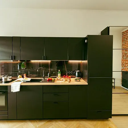 Wspolna 54a - Free Parking - Dla 6 Osob - 450 Metrow Od Dworca Centralnego I Zlotych Tarasow - Better شقة *