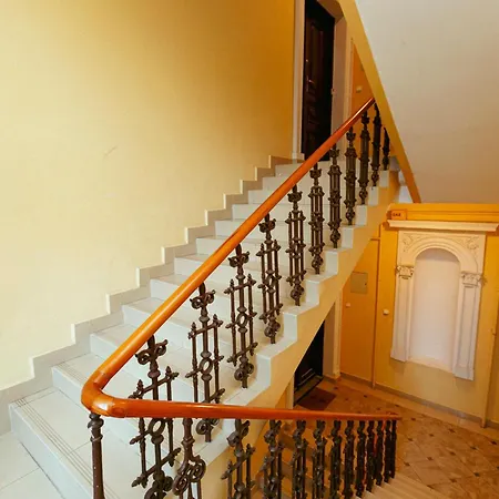 Wspolna 54a - Free Parking - Dla 6 Osob - 450 Metrow Od Dworca Centralnego I Zlotych Tarasow - Better *