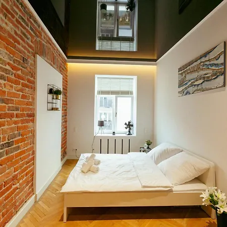 شقة Wspolna 54a - Free Parking - Dla 6 Osob - 450 Metrow Od Dworca Centralnego I Zlotych Tarasow - Better