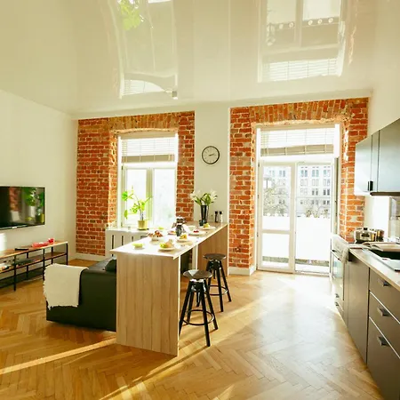 شقة Wspolna 54a - Free Parking - Dla 6 Osob - 450 Metrow Od Dworca Centralnego I Zlotych Tarasow - Better *