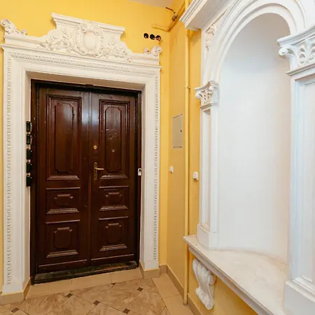 Wspolna 54a - Free Parking - Dla 6 Osob - 450 Metrow Od Dworca Centralnego I Zlotych Tarasow - Better شقة *