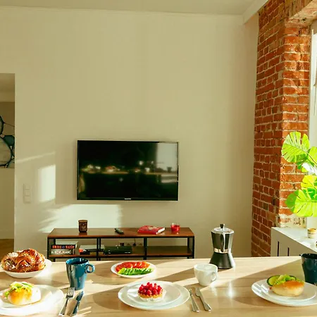 Apartment Wspolna 54a: With Free Parking *