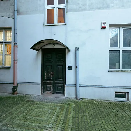 Wspolna 54a: With Free Parking